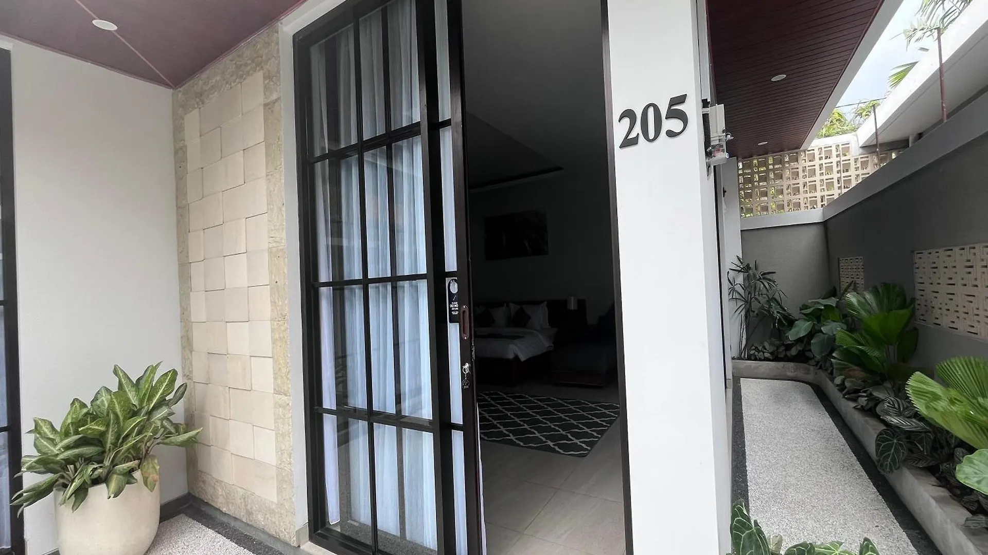 Ranala Coliving Hotel Seminyak