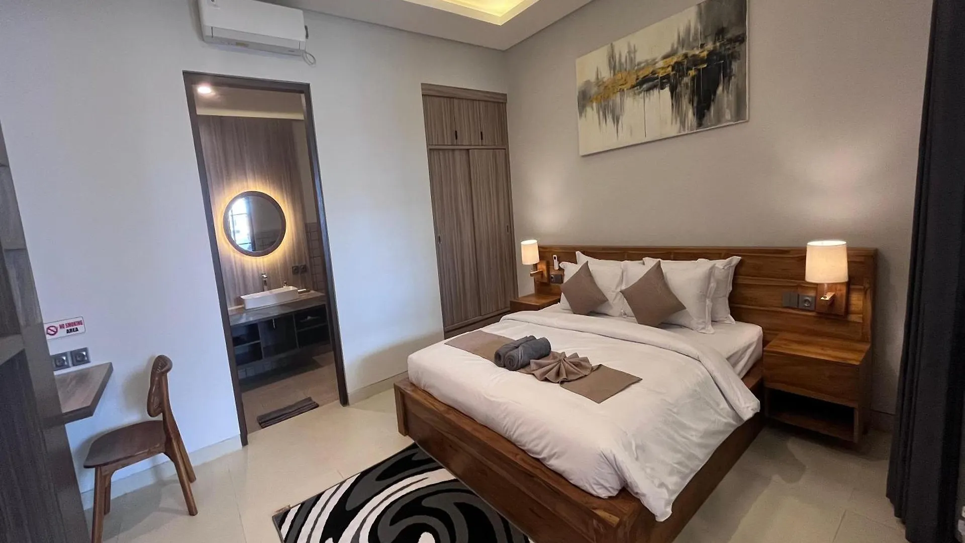 Ranala Coliving Hotel Seminyak  3*, Seminyak (Bali)